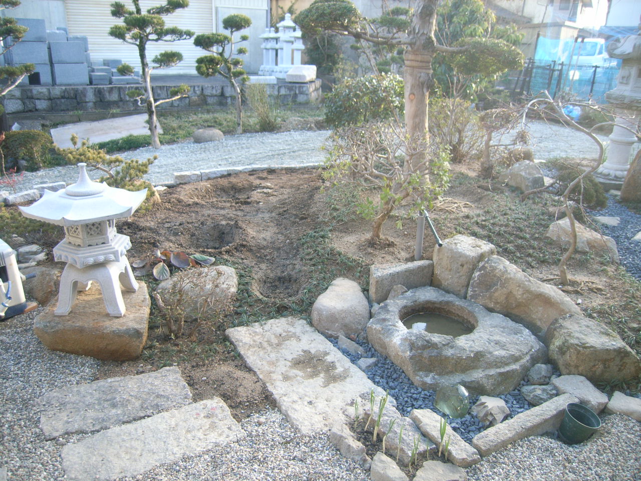 限られた空間で機能性も重視した日本庭園 BEFORE